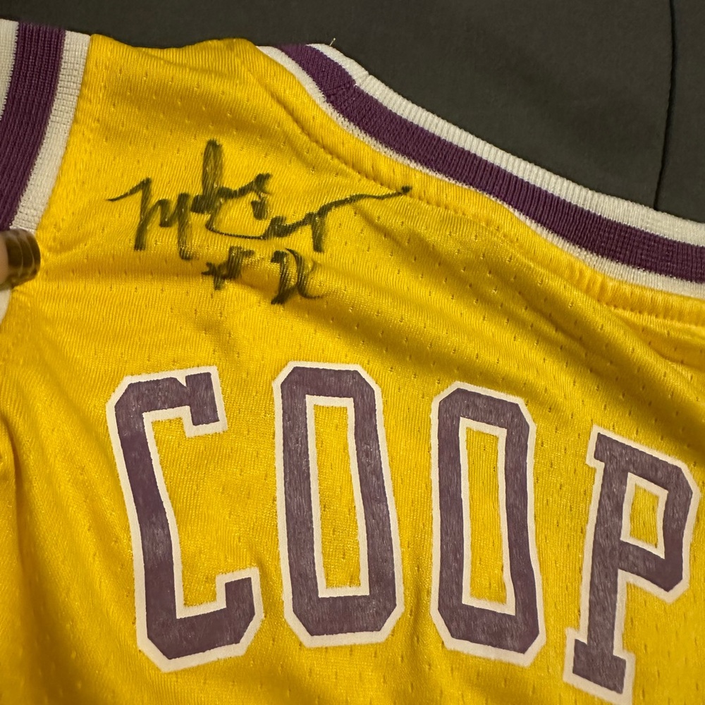 Replica Lakers Jersey autographed by Michael Cooper #21